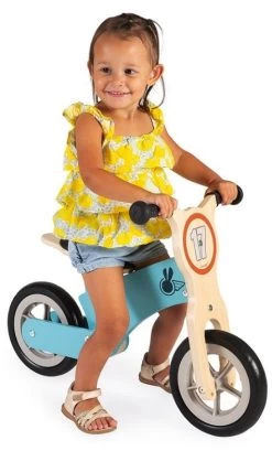 Janod - Bikloon ‘Little Racer’ - Laufrad Aus Holz - Lernlaufrad - Motorik Und Gleichgewichtssinn Entwickeln - Kinder Holzspielzeug - FSC®-Zertifiziert - Ab 2 Jahren, J03285 -Kinder Outdoor Verkauf janod bikloon little racer laufrad aus holz lernlaufrad motorik und gleichgewichtssinn entwickeln kinder holzspielzeug fsc zertifiziert 2