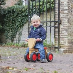 New Classic Toys® Neu Classic Toys Road Star Holz 4-Rad-Balance Fahrrad - Rot -Kinder Outdoor Verkauf new classic toys road star houten 4 wieler loopfiets rood 1