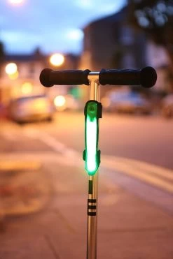 Scoot Beamz: Grün -Kinder Outdoor Verkauf scoot beamz gruen 3